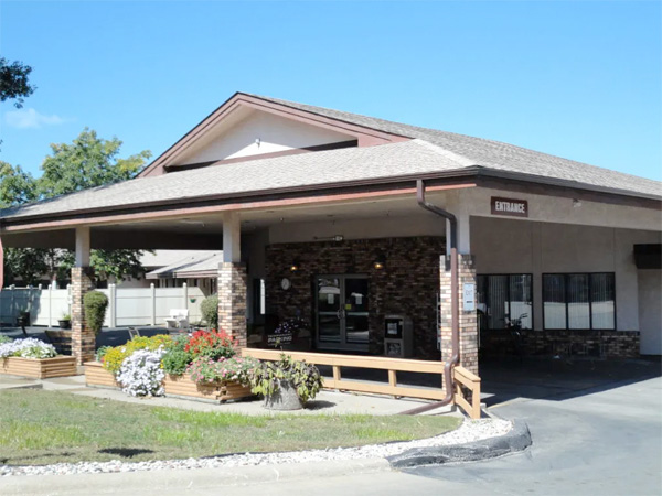 The image of a compassionate nursing home in WI 